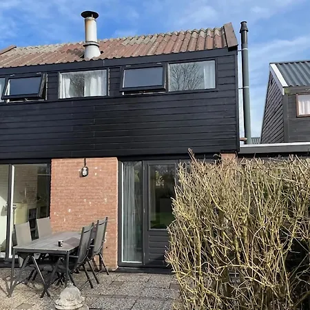 Holiday home Cozy And Bright Near Dunes And Sea *
