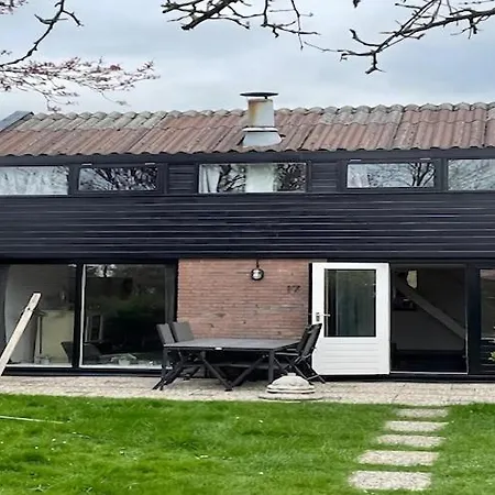 Holiday home Cozy And Bright Near Dunes And Sea