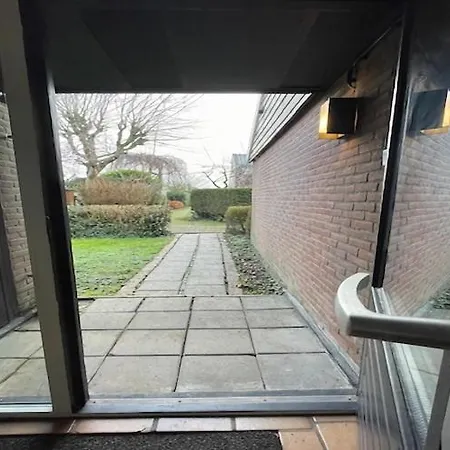 Feriehus Near Dunes Warmenhuizen